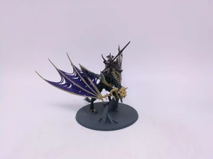 1 x Prince Vhordrai on Zombie Dragon (oop)