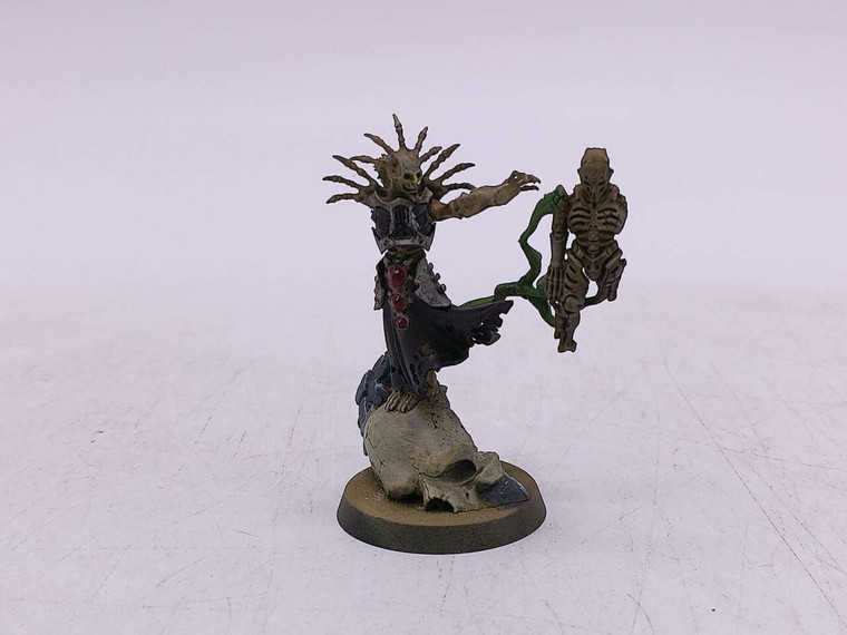 1 x Mortisan Boneshaper (missing arm)