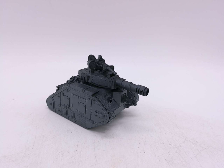 1 x Leman Russ Battle Tank