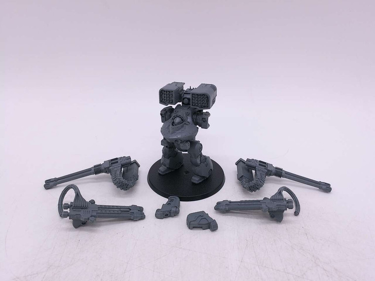 1 x Deredeo Dreadnought (partially assembled)