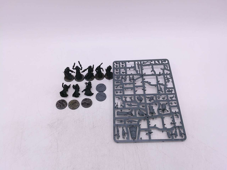 10 x Delaque Gang (partially assembled)