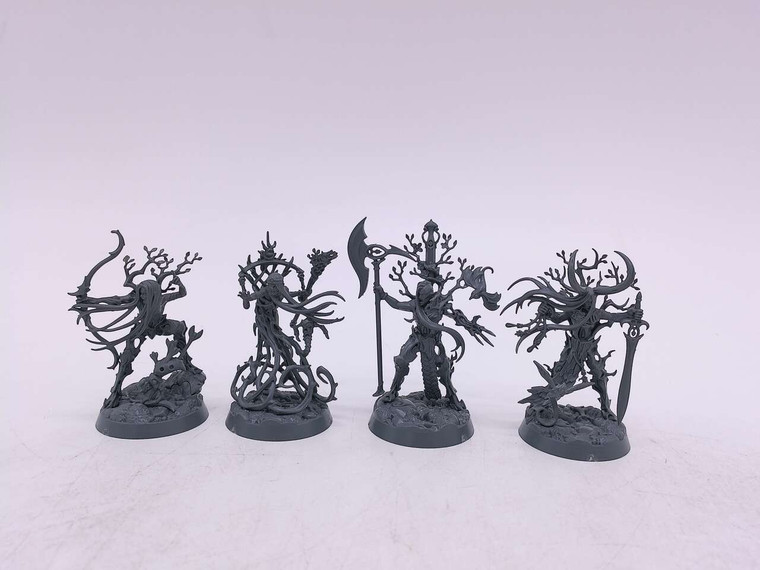 4 x Ylthari's Guardians