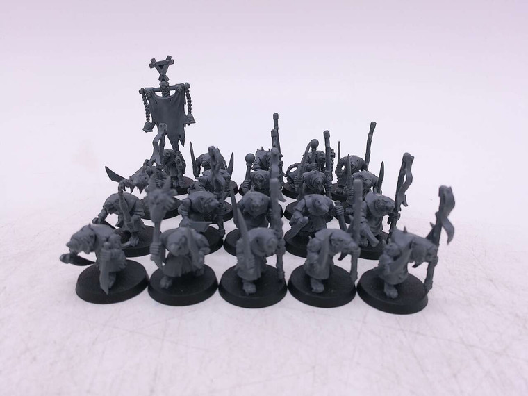 20 x Plague Monks