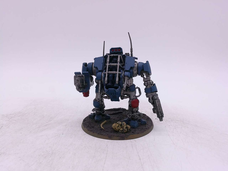 1 x Invictor Tactical Warsuit