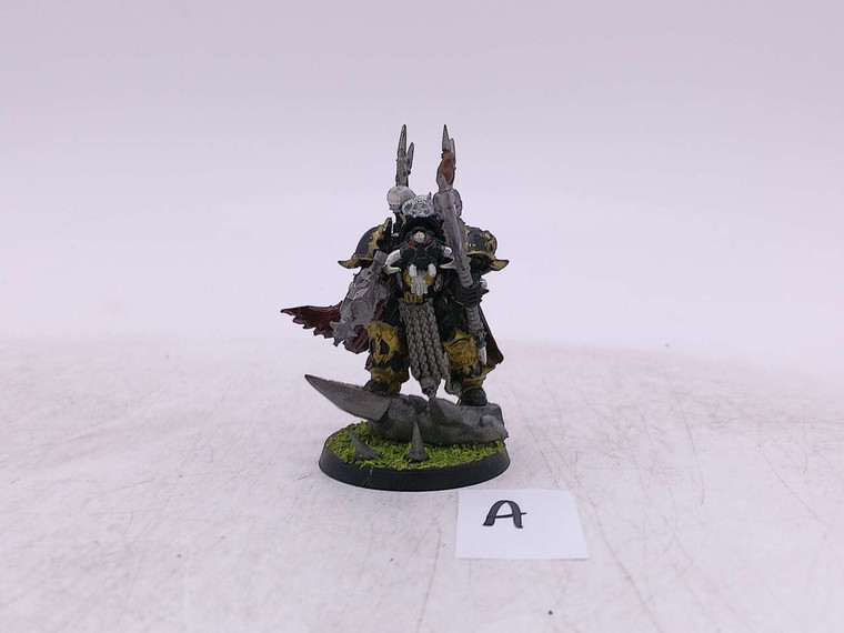 1 x Chaos Lord in Terminator Armour (A)