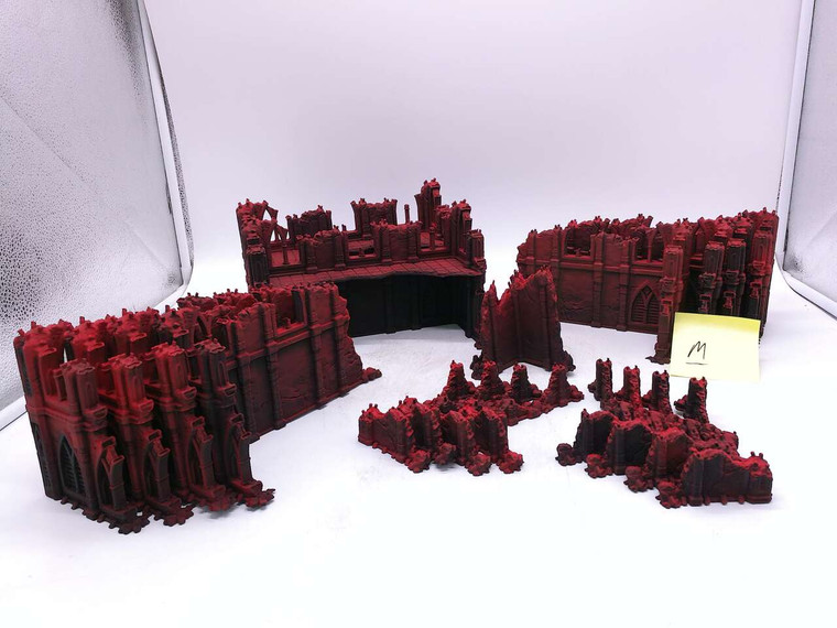 1 x 40K Ruins Lot (M, painted red/red)