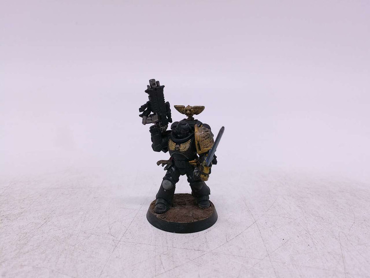 1 x Custom Deathwatch Veteran