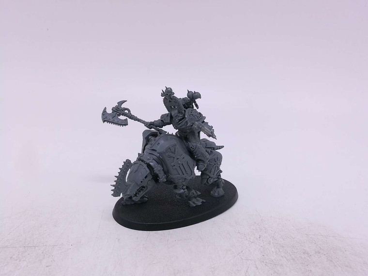 1 x Lord on Juggernaut (unpainted)