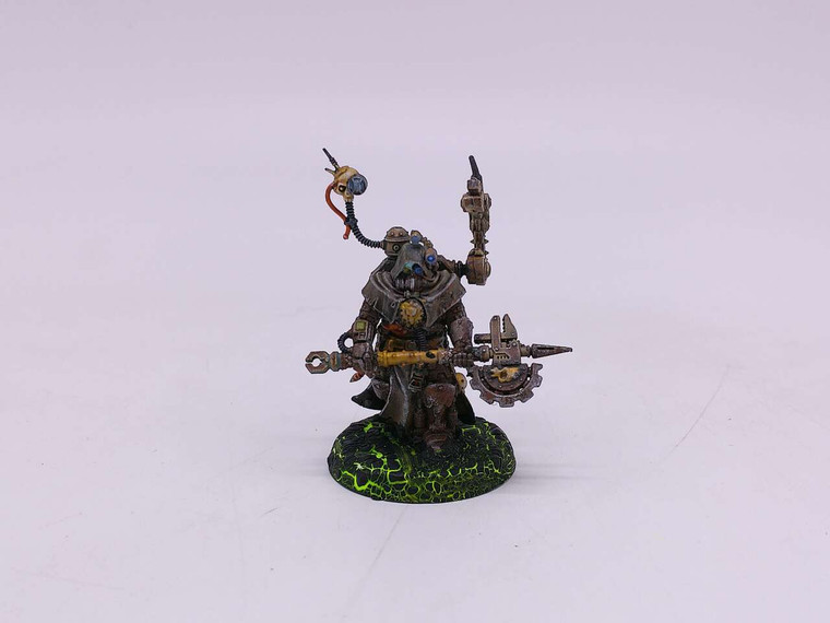 1 x Tech-Priest Enginseer