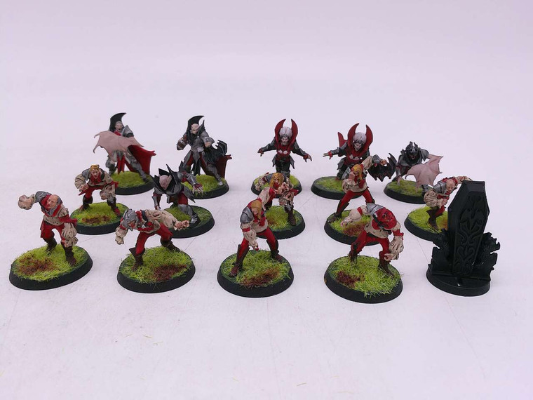 15 x Vampire Blood Bowl Team: The Drakfang Thirsters