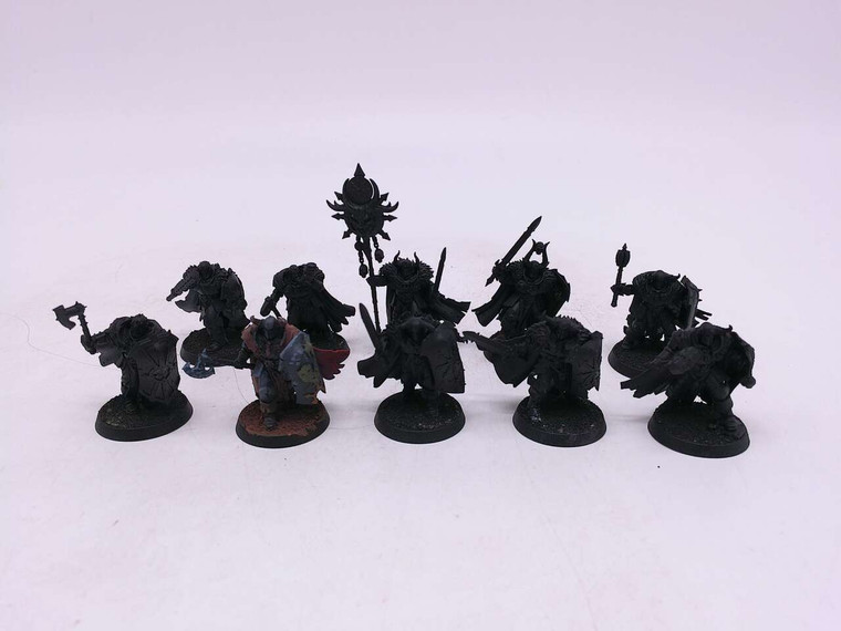 10 x Chaos Warriors (black)