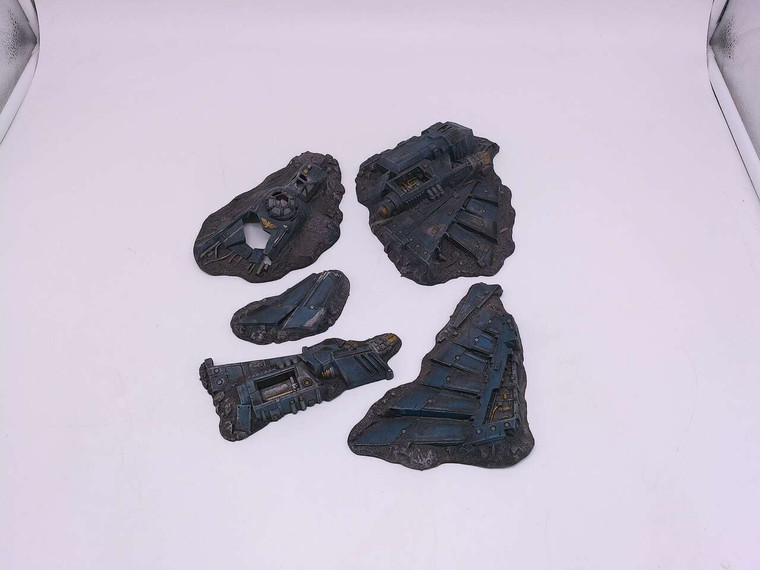 1 x Crashed Aquila Scatter Terrain (blue,oop)