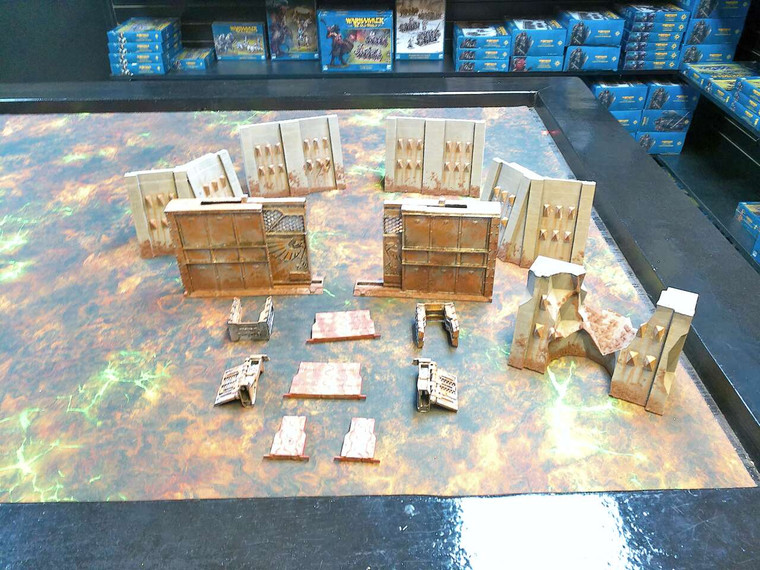 1 x Third Party Warhammer Big Walls/Gate Terrain Lot