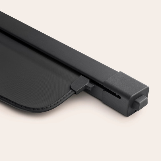 Lucid Gravity Retractable Cargo Cover