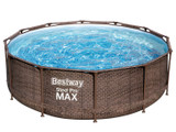 8'9" x 62" x 50"/2.66m x 1.57m x 1.27m Groovy Giraffe Sprayer Pool