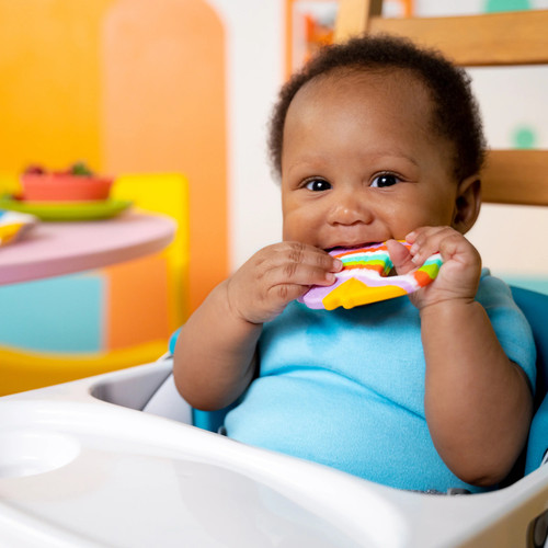 BRIGHT STARTS SOOTHING SOFT SERVE SILICONE TEETHER