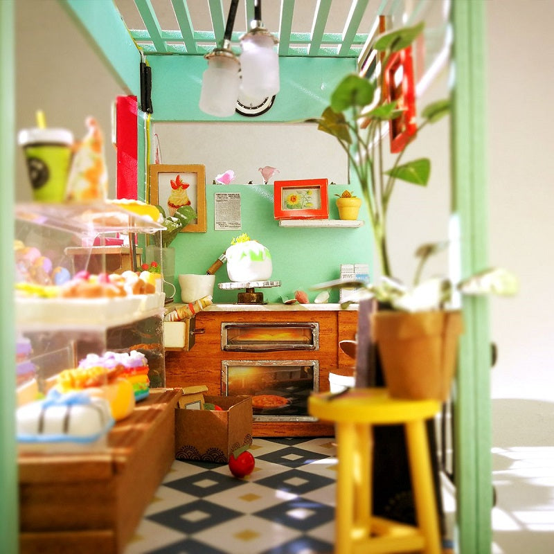 Robotime DIY Miniature Dessert Shop DGM06