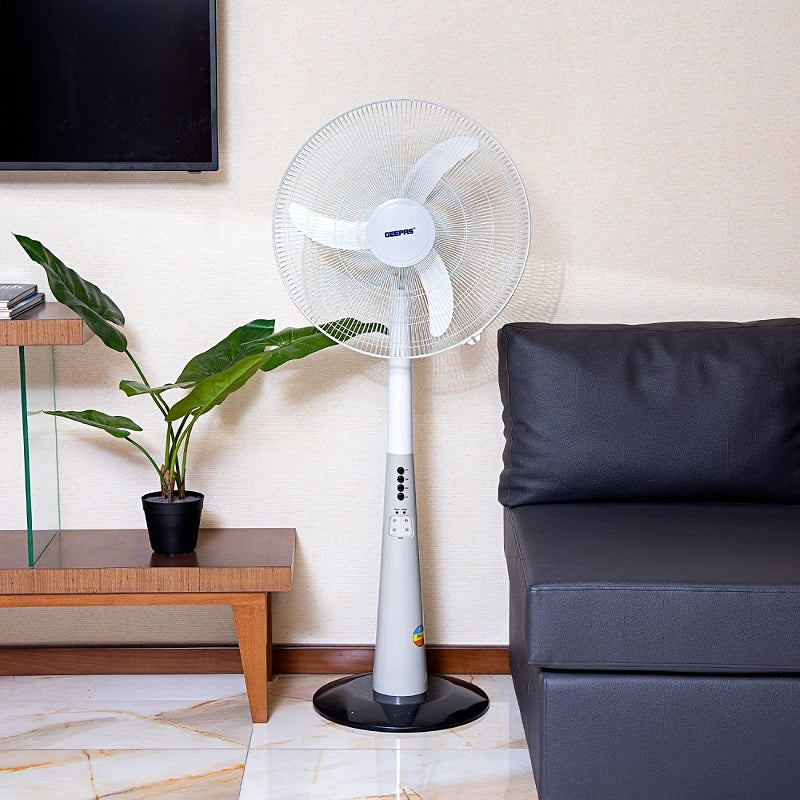 Geepas 18 Rechargeable Oscillating Fan GF9385