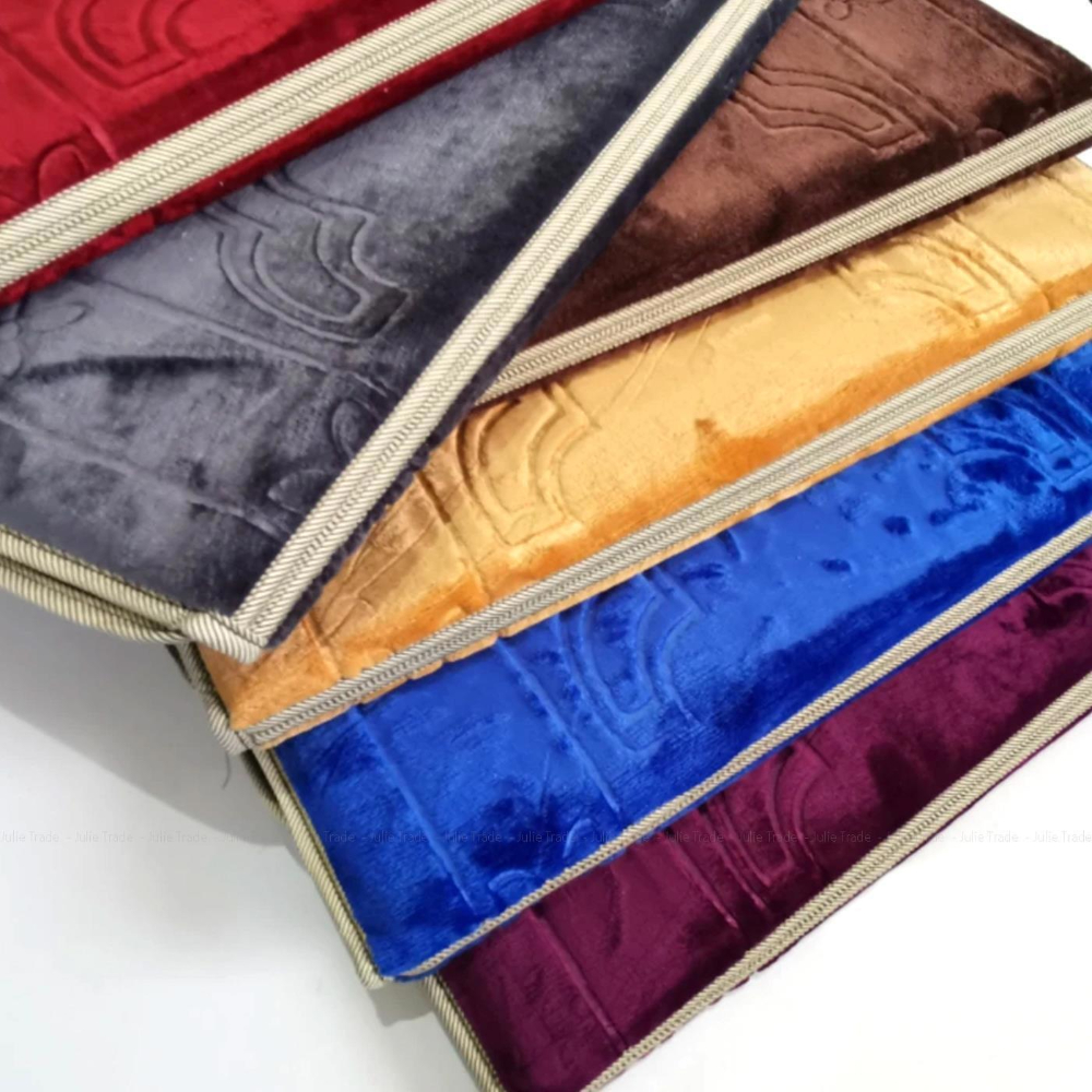 Islamic Foldable Prayer Mat With Backrest Islamic Foldable Prayer Mat With Backrest
