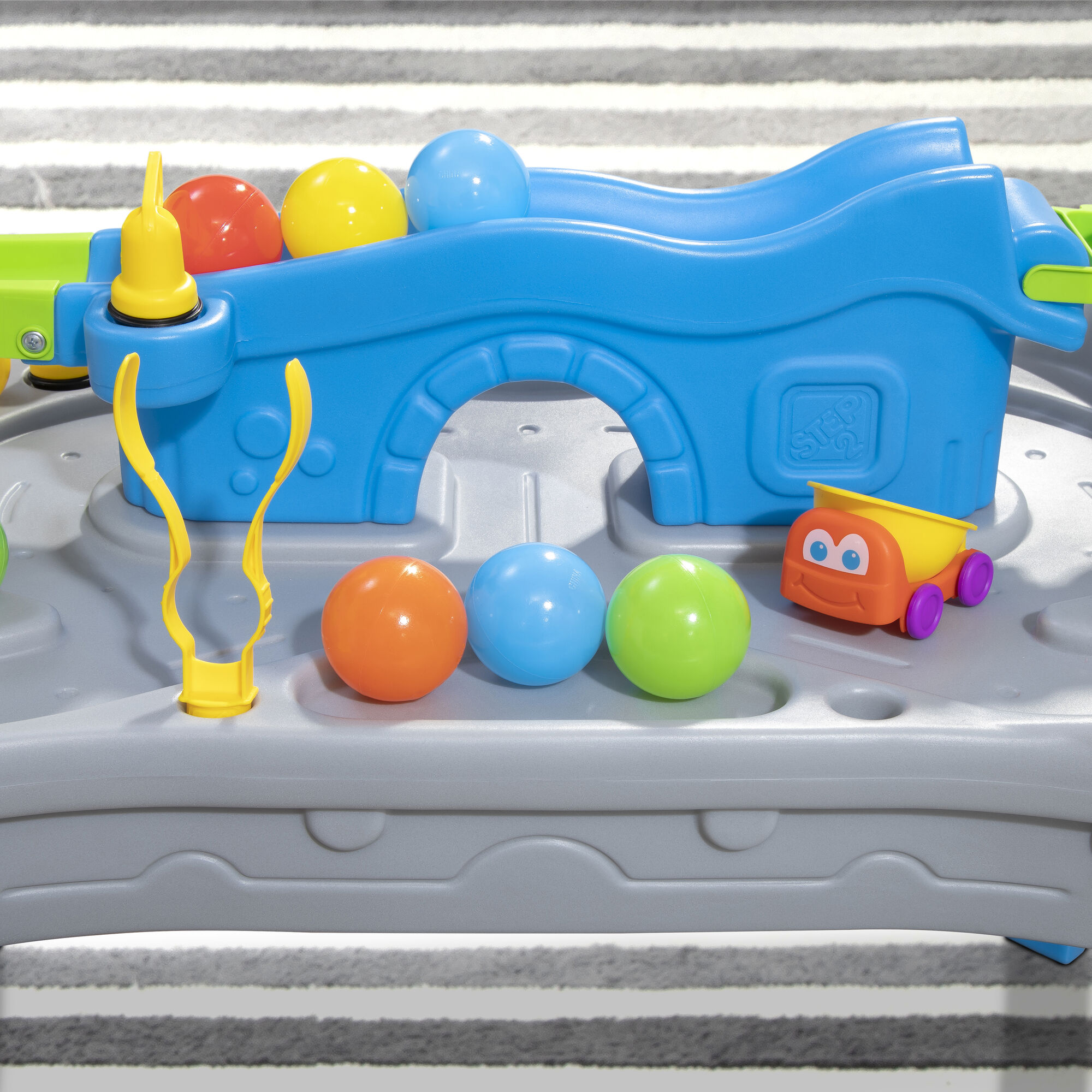 Step2 Ball Buddies Truckin & Rollin