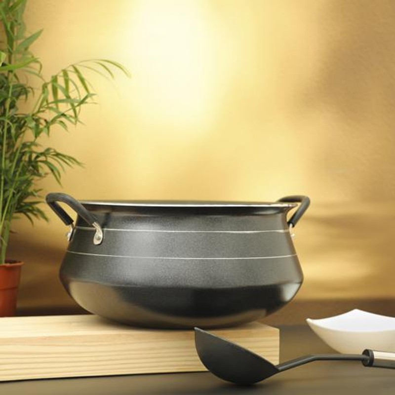 Royalford 26Cm Nonstick Handi Casserole/Ss Lid1X8