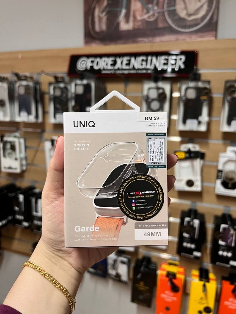 Uniq Garde Hybrid Watch Case With Screen Protection 45Mm - Smoked (Tinted Grey)