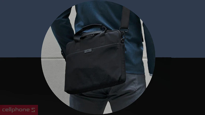 Uniq Stockholm Protective Nylon Messenger Bag (Up To 16) - Abyss Blue (Abyss Blue)