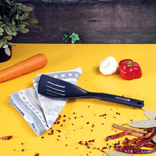 Royalford Nylon Tilted Sltd Spatula1X144