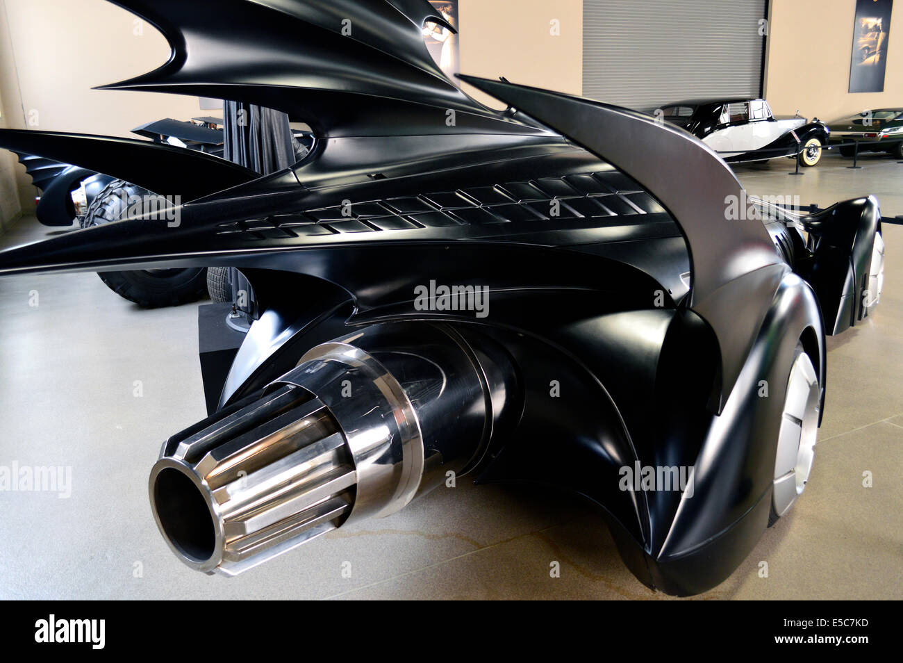 WARNER BROS RADIO CONTROL CAR
BATMAN