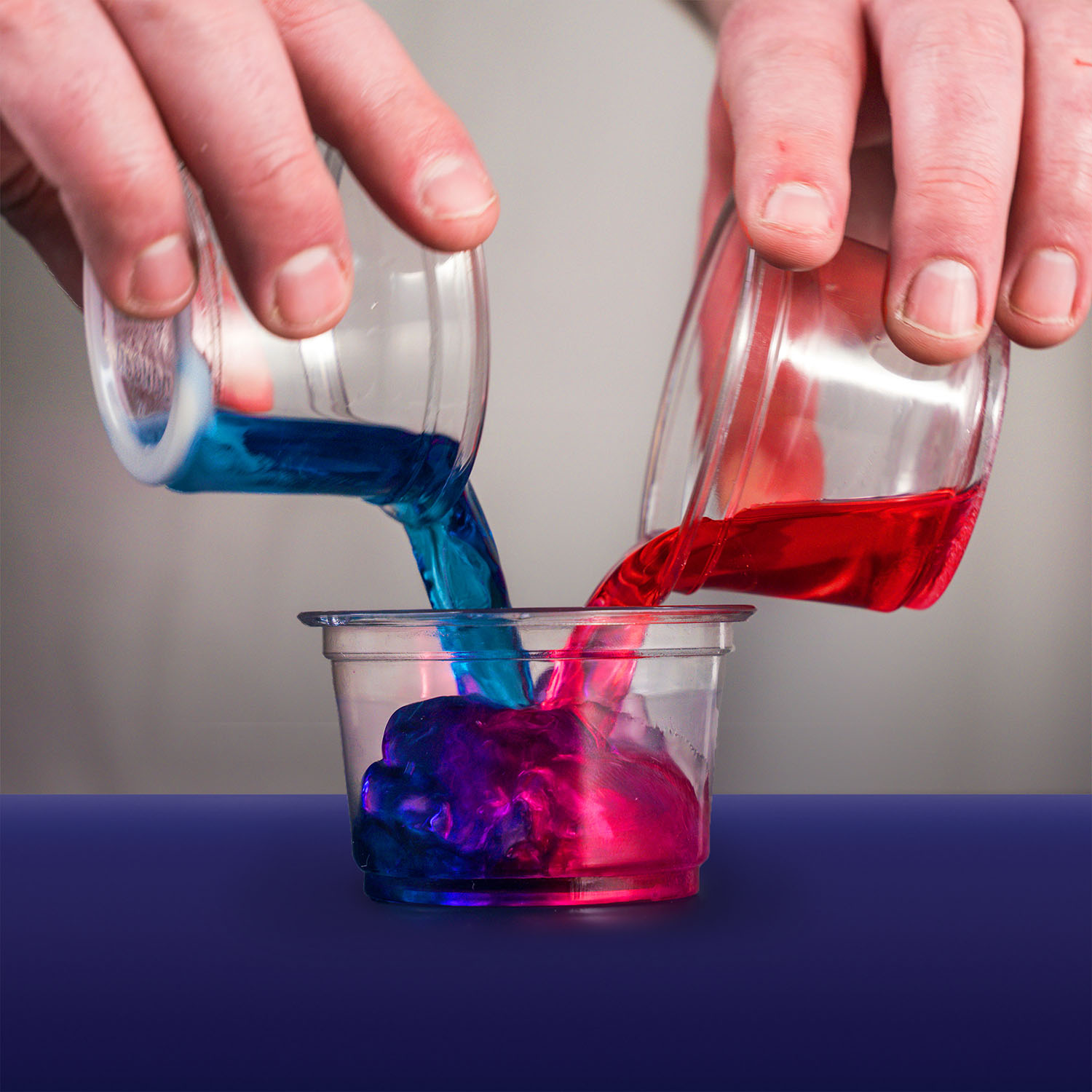 NG AMAZING REACTIONS CHEMESTRY SET NG AMAZING REACTIONS CHEMESTRY SET