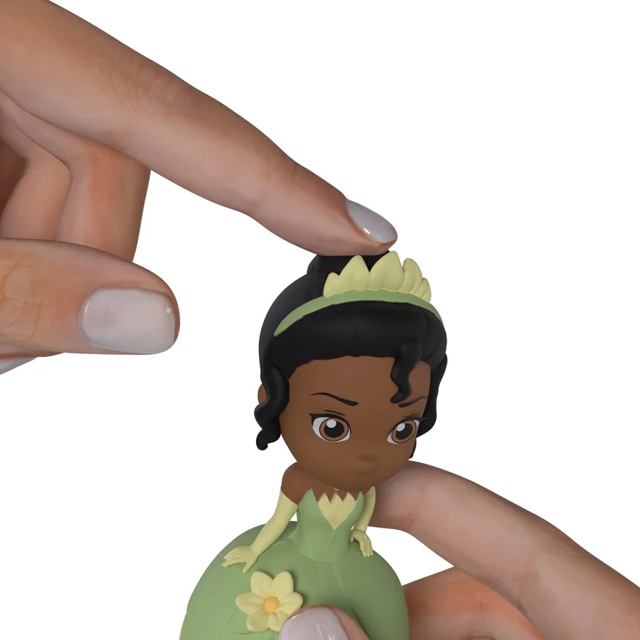 TIANA FIDGET DOLL W/KEYCHAIN
