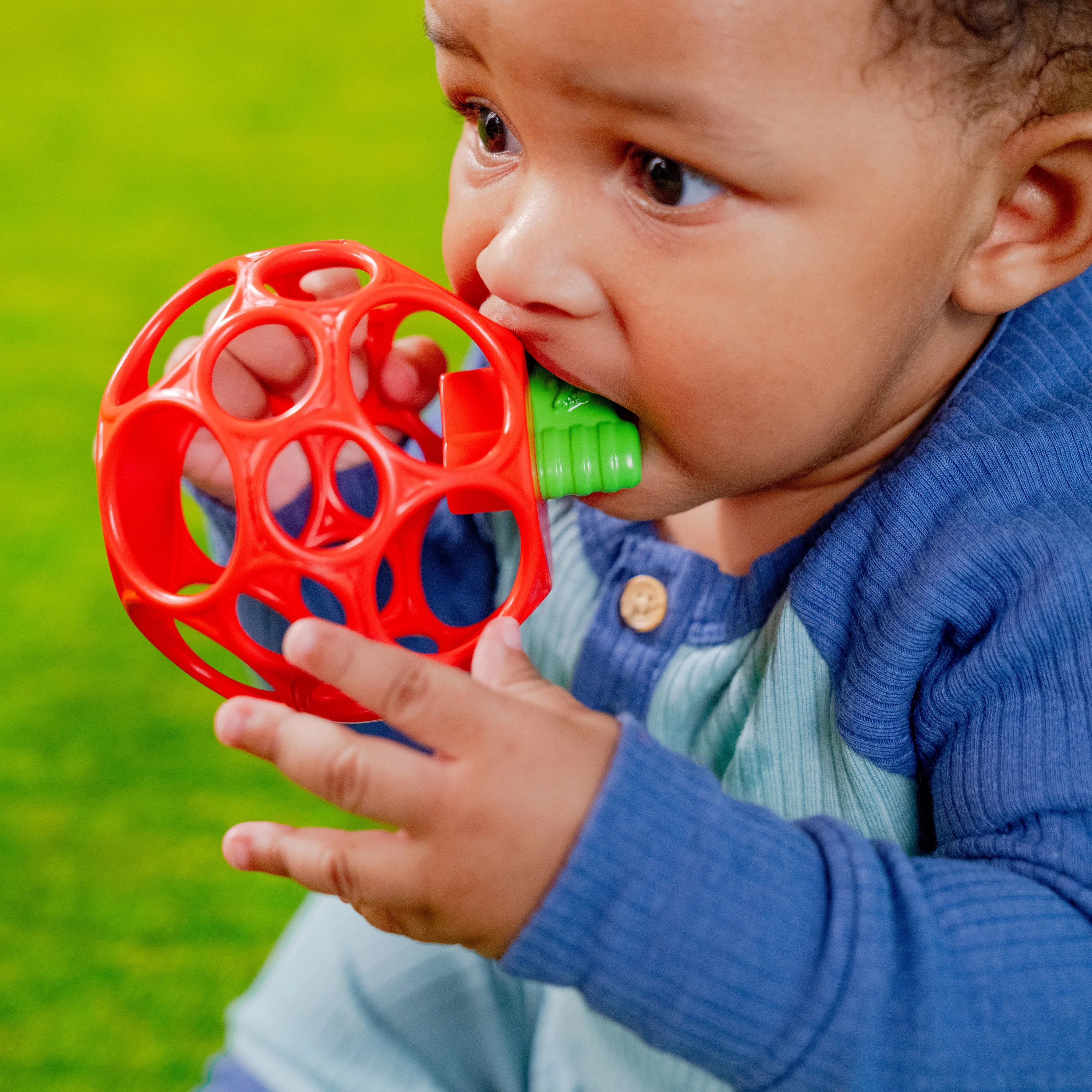 BRIGHT STARTS OBALL APPLE PEG TOY