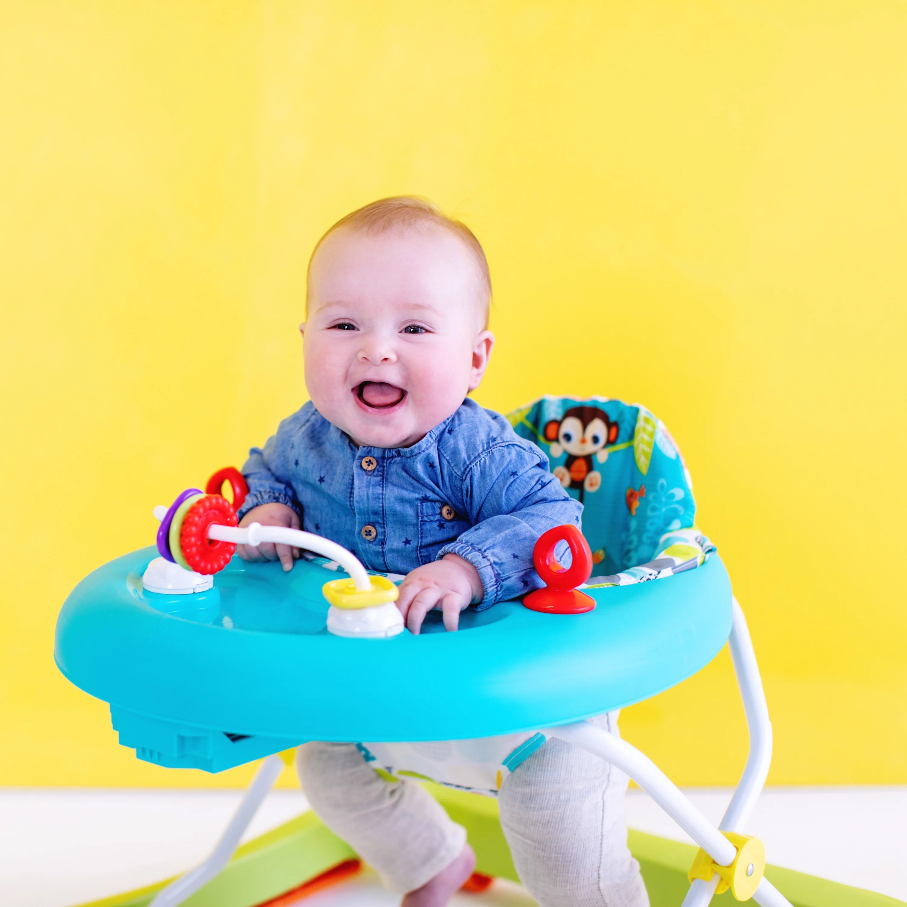 GIGGLING SAFARI WALKER