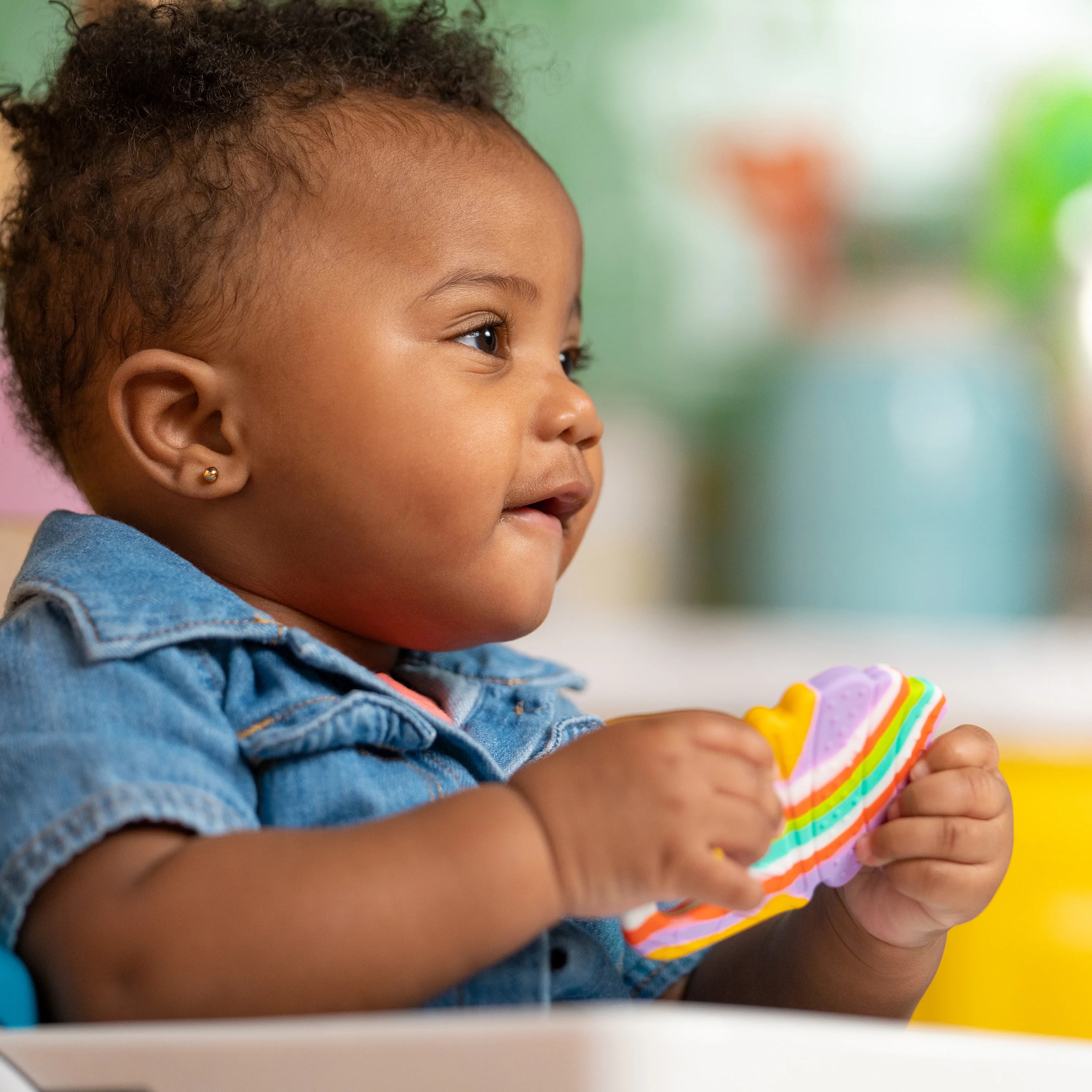 BRIGHT STARTS SOOTHING SOFT SERVE SILICONE TEETHER
