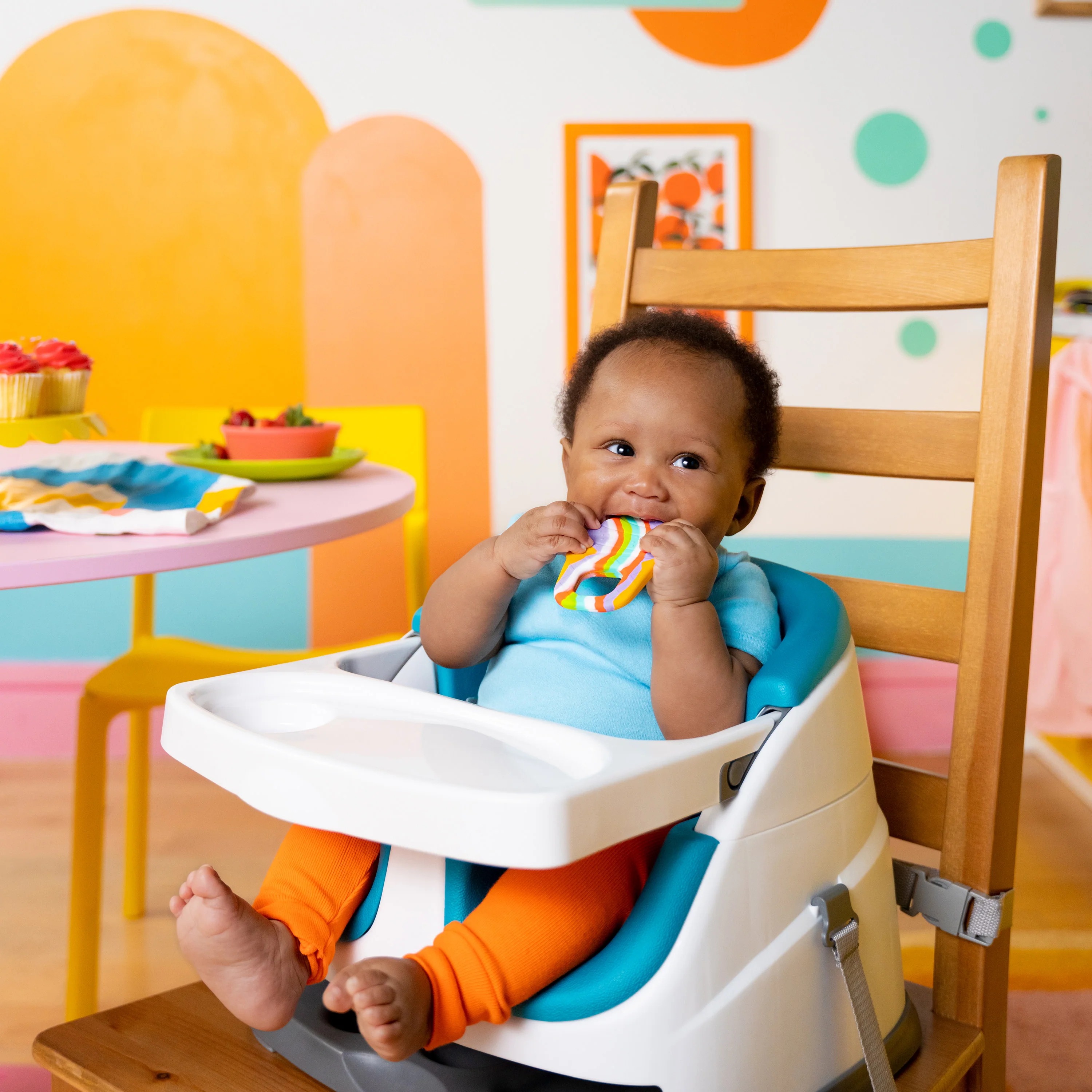 BRIGHT STARTS SOOTHING SOFT SERVE SILICONE TEETHER