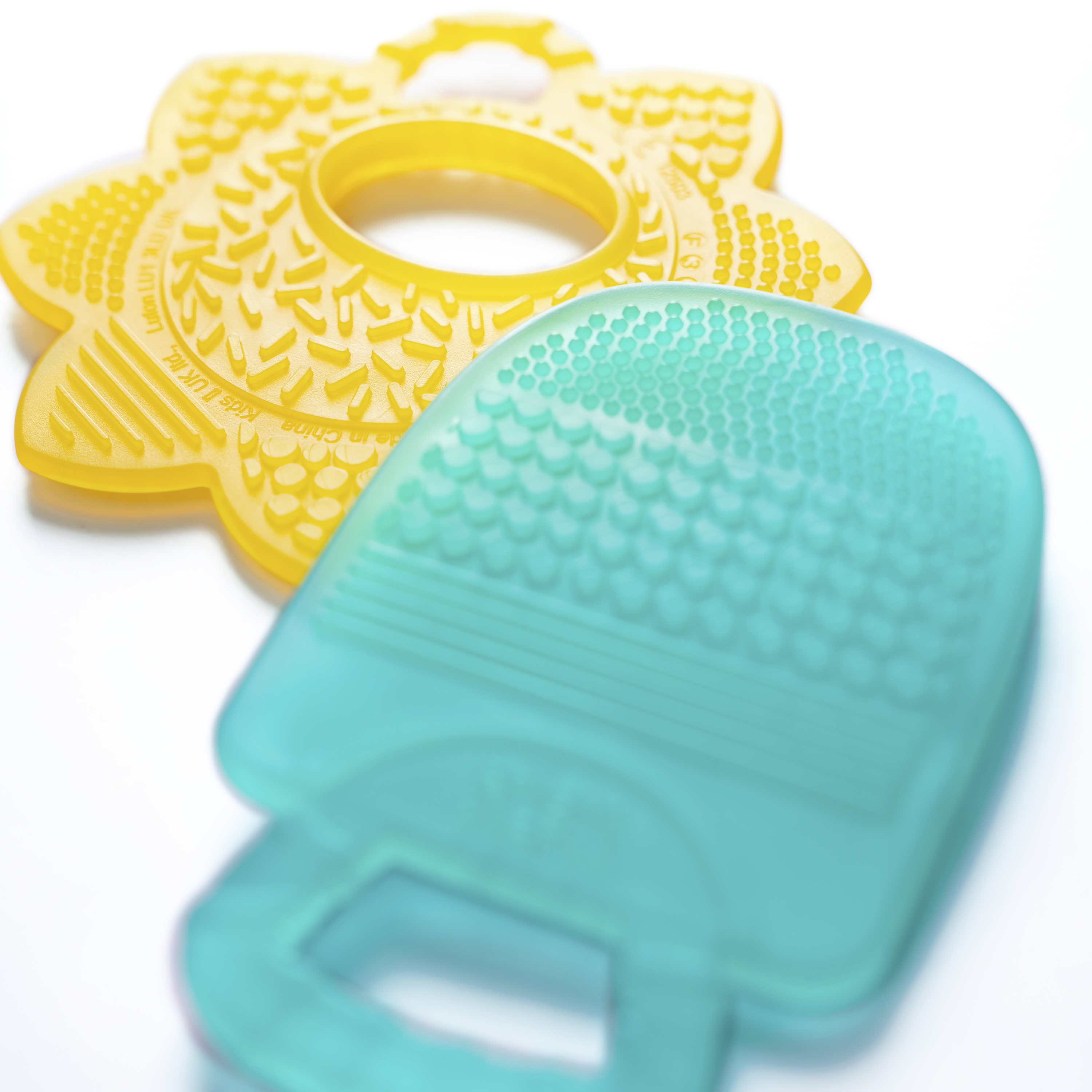 BRIGHT STARTS SUNNY SOOTHERS 2 MULTI-TEXTURED TEETHERS