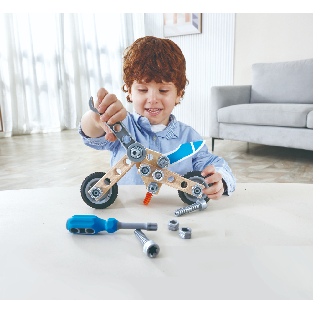 HAPE BUILD 'N' DRIVE MOTORBIKE SET