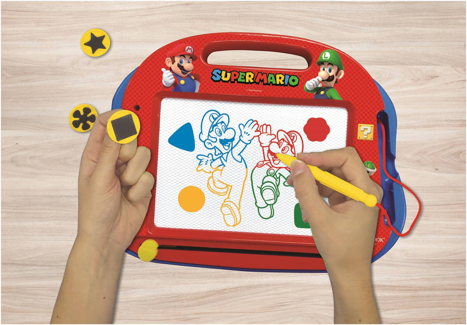 MARIO MAGNETIC MULTICOLOR DRAWING BOARD A5 W/ACCESSORIES