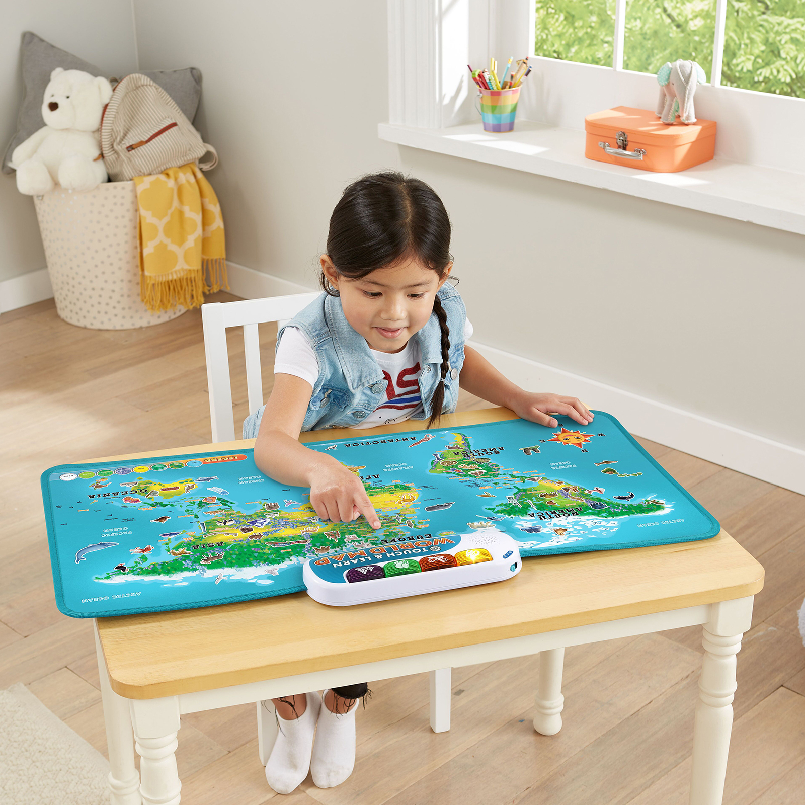 LEAPFROG TOUCH & LEARN WORLD MAP
BOARD
