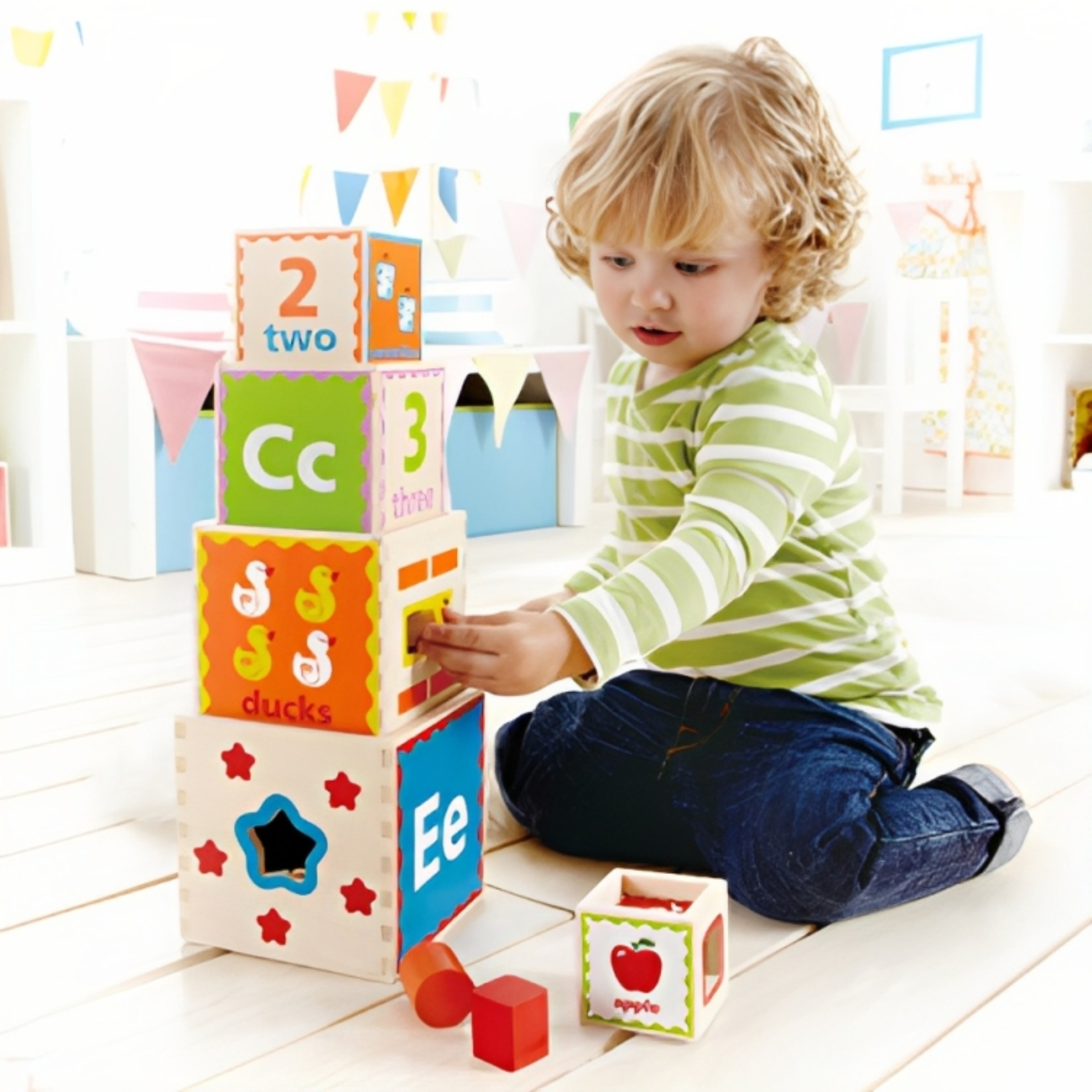 PYRAMID OF PLAY