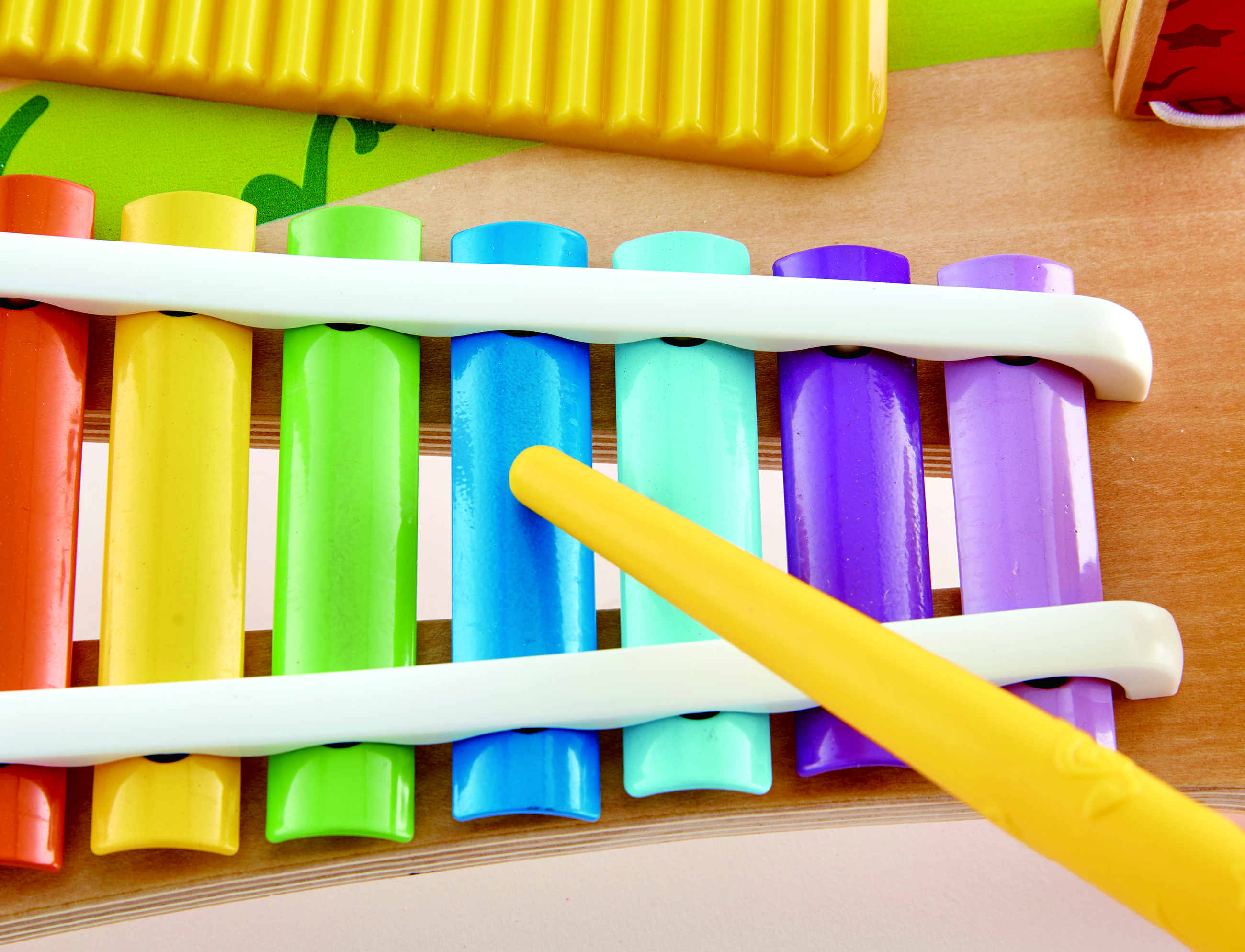 HAPE 5-IN-1 MIGHTY MINI BAND MUSICAL WOODEN INSTRUMENT SET