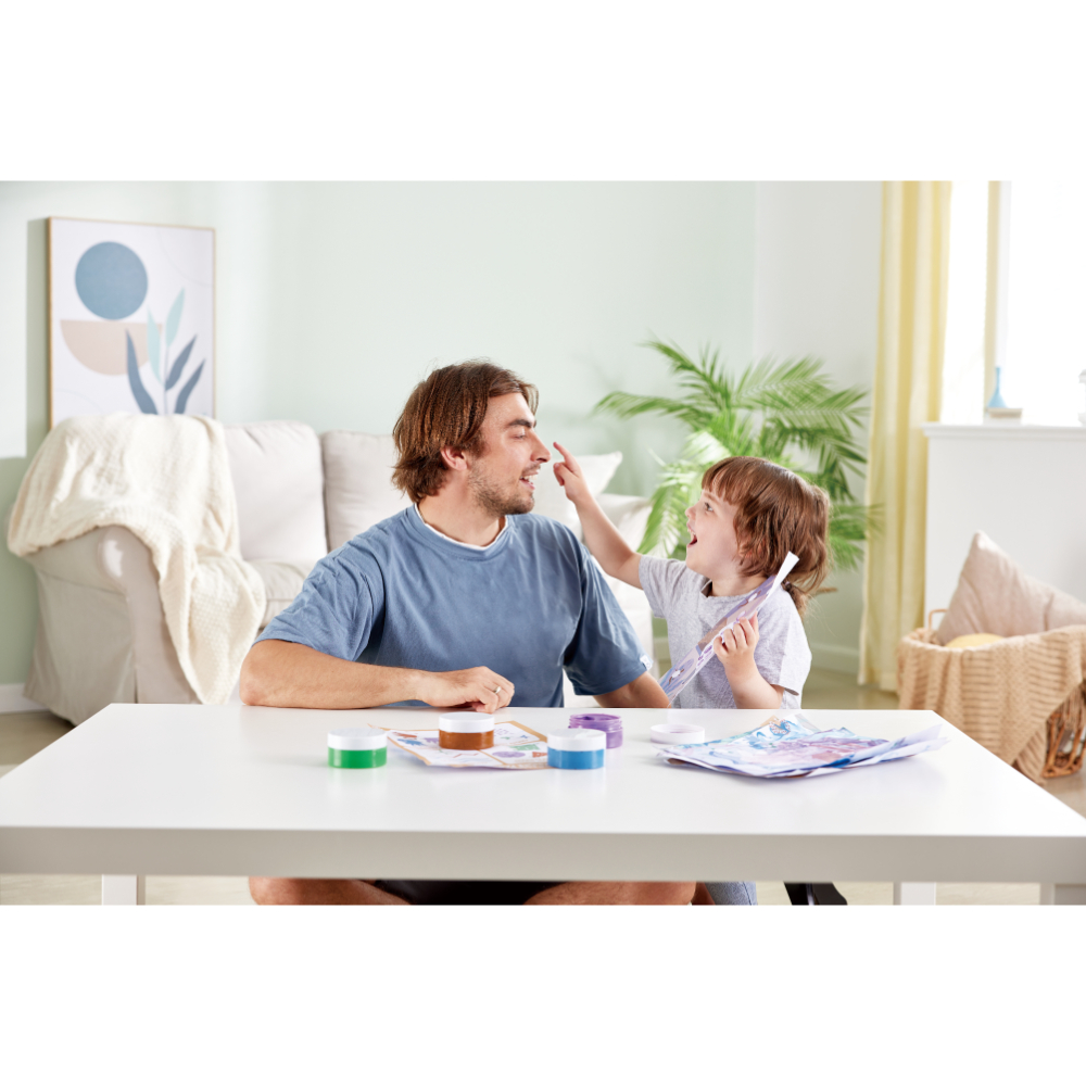 FINGER PAINTING