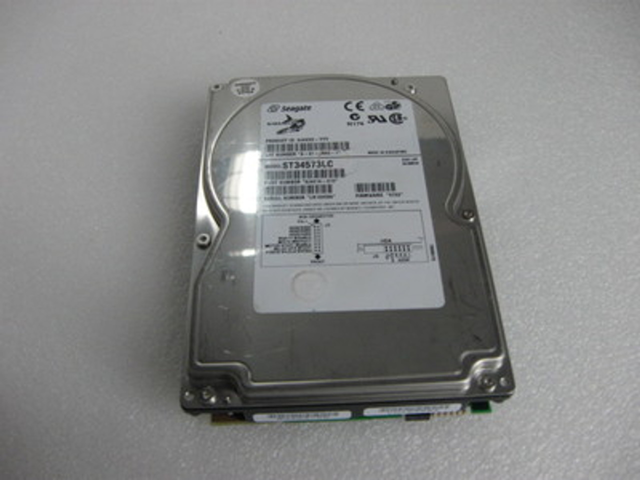 ST34573WD - Seagate Barracuda 9LP ST34573WD 4.55 GB 3.5 Internal Hard Drive - Wide Ultra SCSI - 7200 rpm - 512 KB Buffer