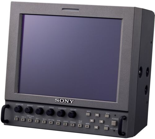 SONY LMD-9030 9