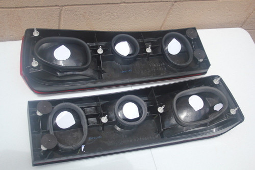 87-93 Ford Mustang Rear Tail Light Lamp Assemblies Complete Sealed Fox Body