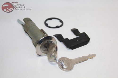 89-96 Ford Thunderbird Trunk Lock Cylinder With Keys New