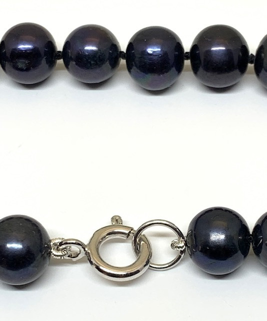 Black Pearl Bracelet
