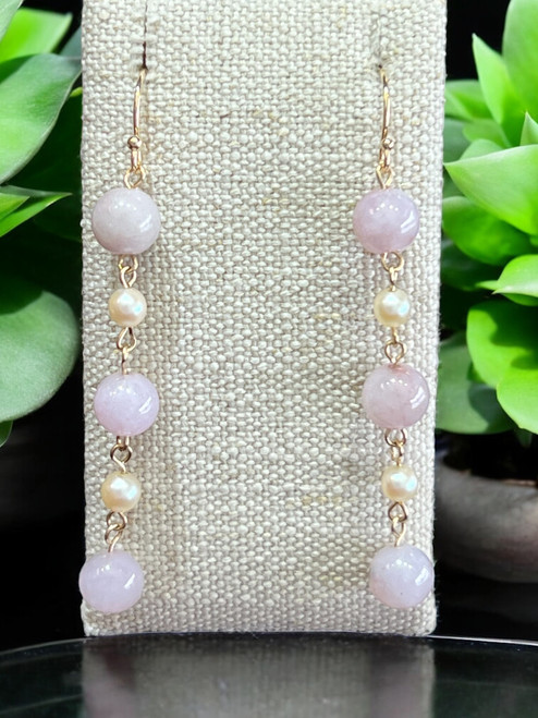 14k Gold Llavender Jadeite Jade & Pearl Dangle Earrings 14k Gold Llavender Jadeite Jade & Pearl Dangle Earrings