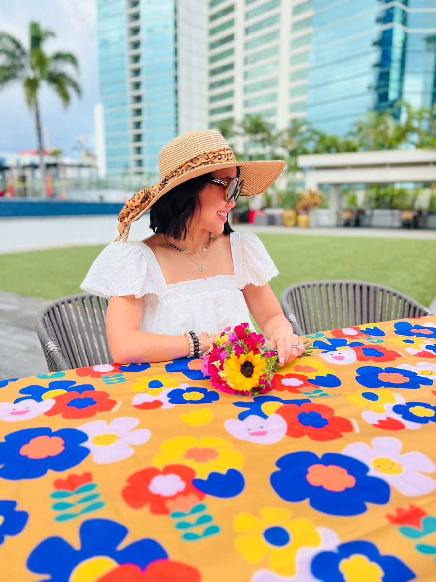 Tablecloth: Cute Lil Amsterdam