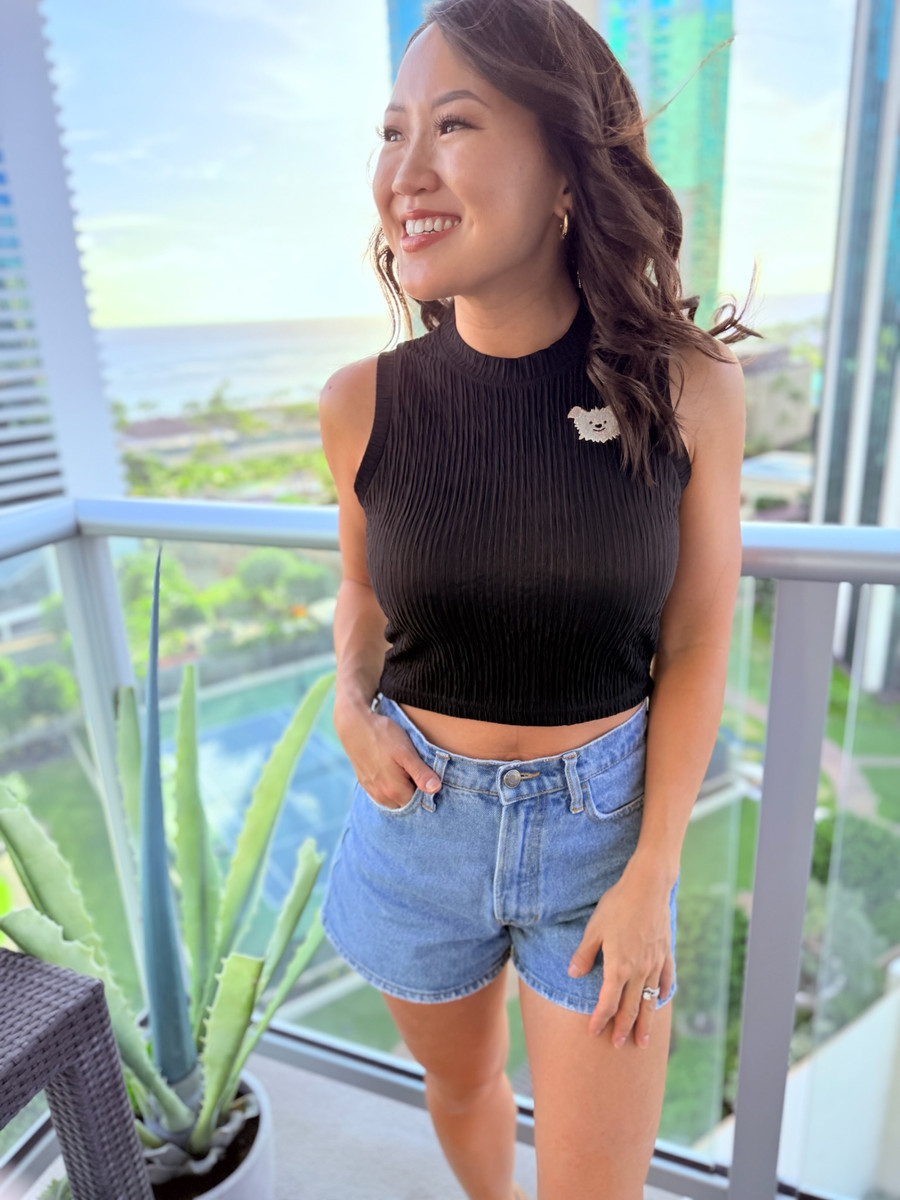 Dog Crinkle Cropped Tank: Black